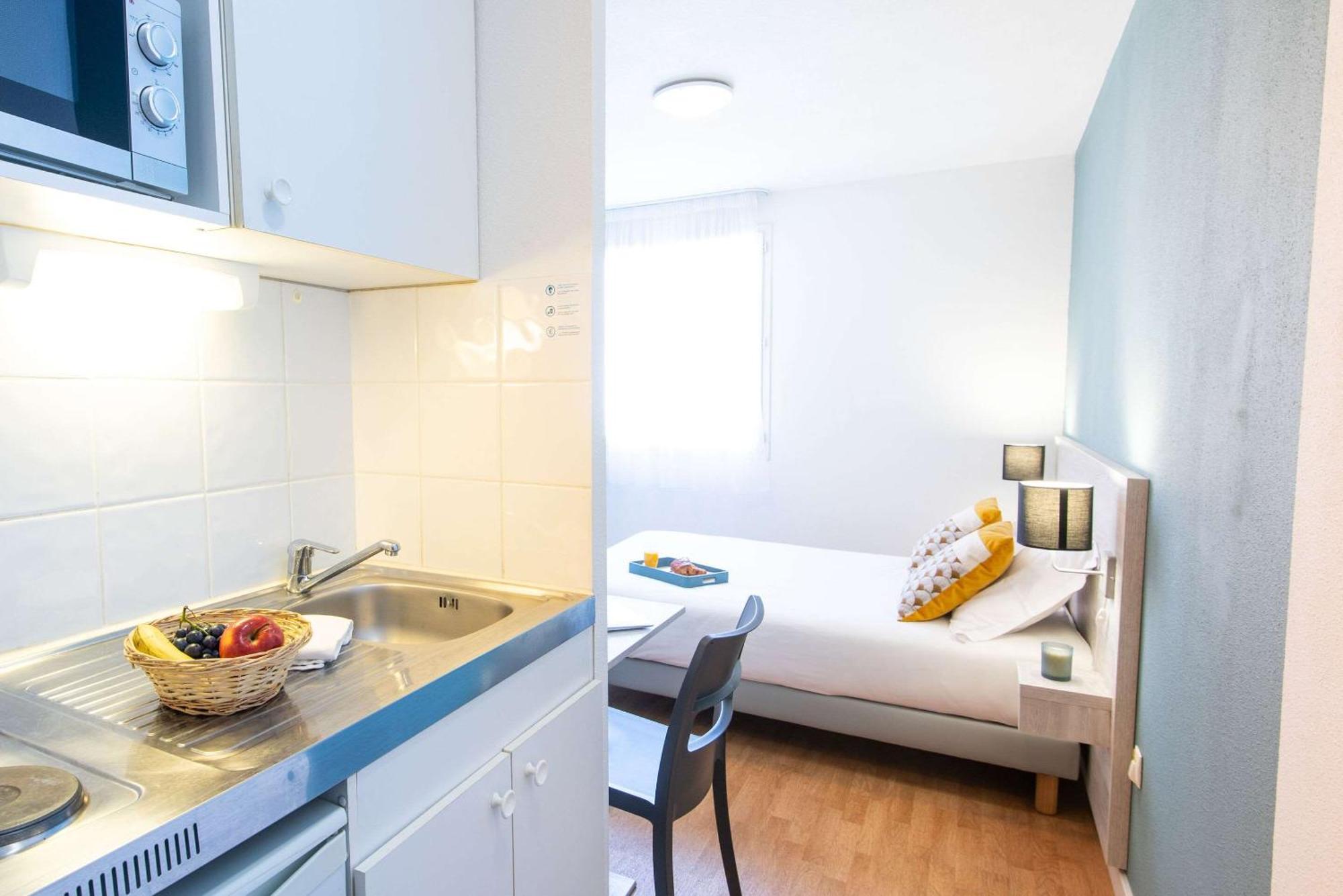 Comfort Aparthotel Aix Le Tholonet Exterior foto