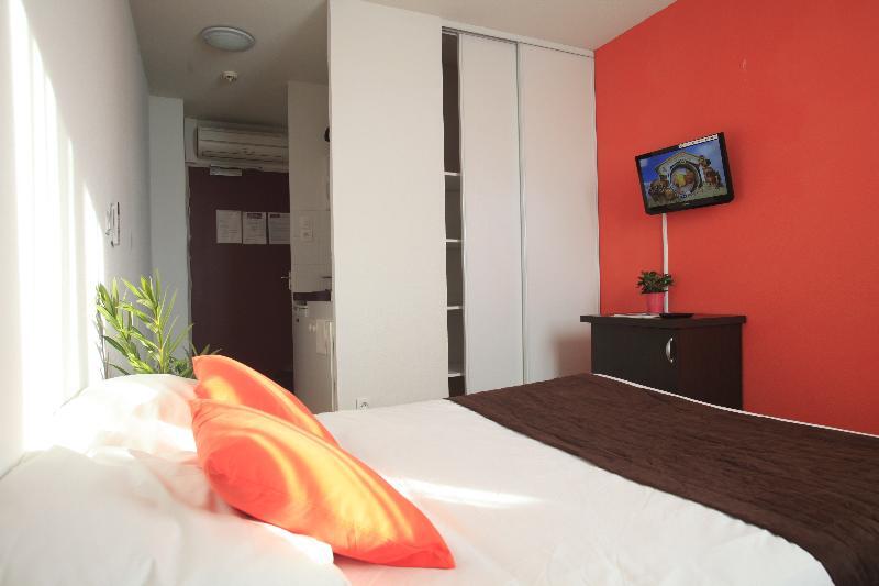 Comfort Aparthotel Aix Le Tholonet Exterior foto