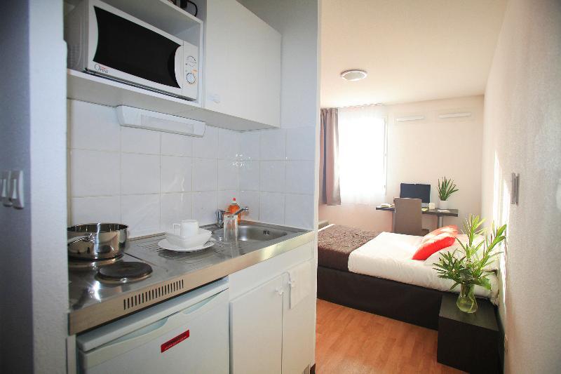 Comfort Aparthotel Aix Le Tholonet Exterior foto